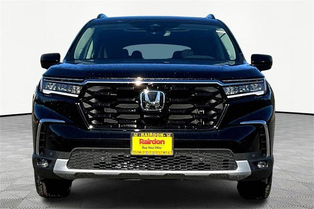 new 2025 Honda Pilot car, priced at $54,530