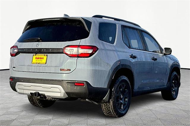 new 2025 Honda Pilot car, priced at $51,830