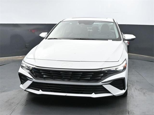 new 2025 Hyundai Elantra car, priced at $28,685