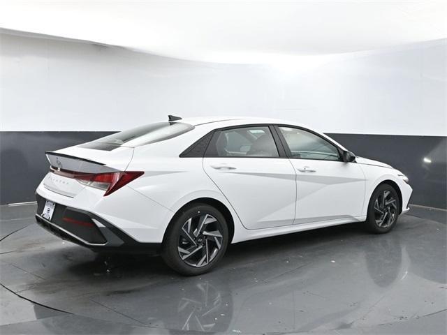 new 2025 Hyundai Elantra car, priced at $23,122