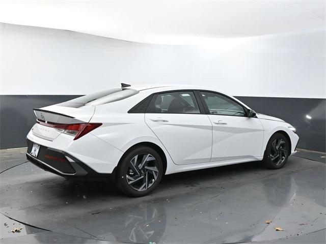 new 2025 Hyundai Elantra car, priced at $24,651