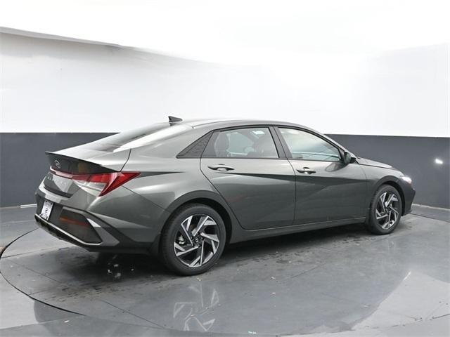 new 2025 Hyundai Elantra car, priced at $22,450