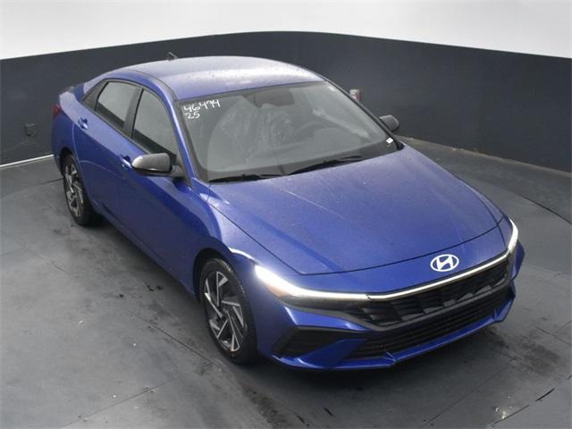 new 2025 Hyundai Elantra car, priced at $22,415