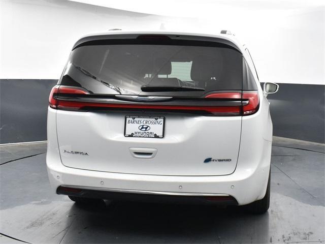 used 2021 Chrysler Pacifica Hybrid car, priced at $23,575
