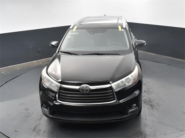 used 2014 Toyota Highlander car, priced at $15,497