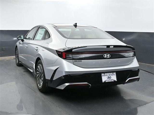 new 2024 Hyundai Sonata Hybrid car, priced at $37,055