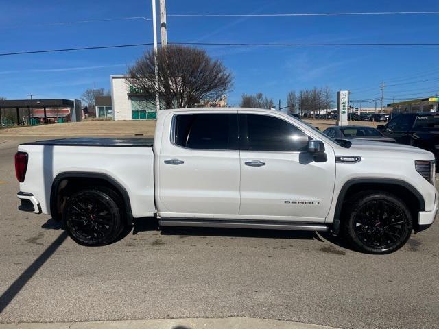 used 2022 GMC Sierra 1500 car, priced at $49,997