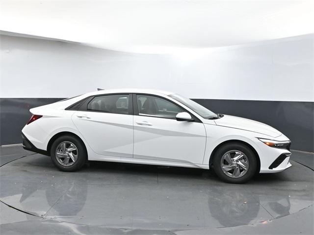 new 2025 Hyundai Elantra car, priced at $21,706