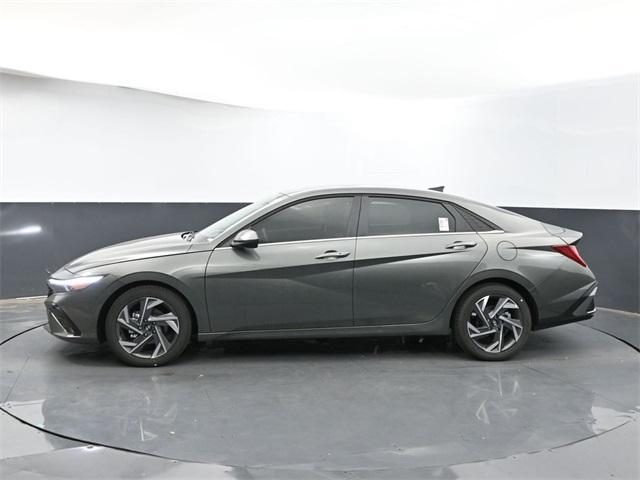 new 2024 Hyundai Elantra car, priced at $25,901