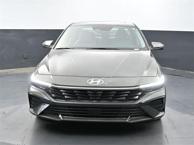 new 2024 Hyundai Elantra car, priced at $27,108