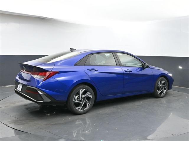 new 2025 Hyundai Elantra car, priced at $22,642