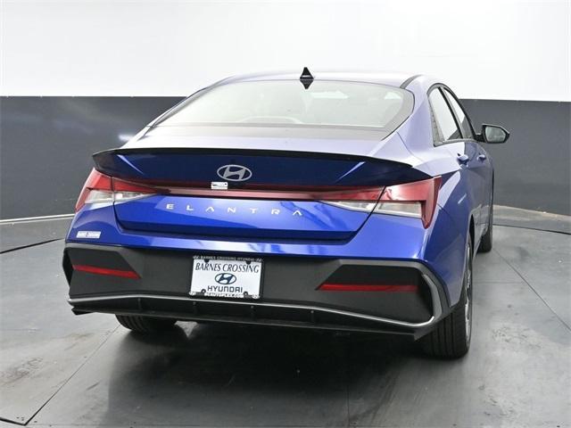 new 2025 Hyundai Elantra car, priced at $22,654