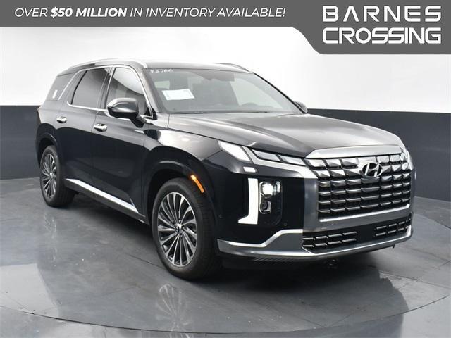 used 2024 Hyundai Palisade car, priced at $44,997