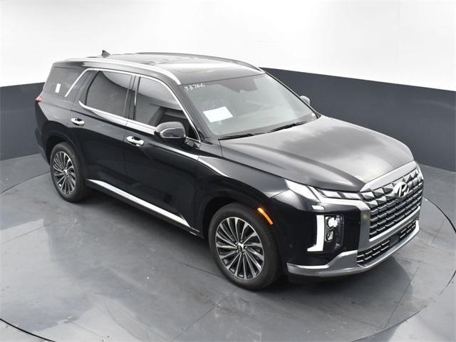 used 2024 Hyundai Palisade car, priced at $44,997