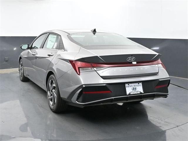 new 2024 Hyundai Elantra car, priced at $25,922