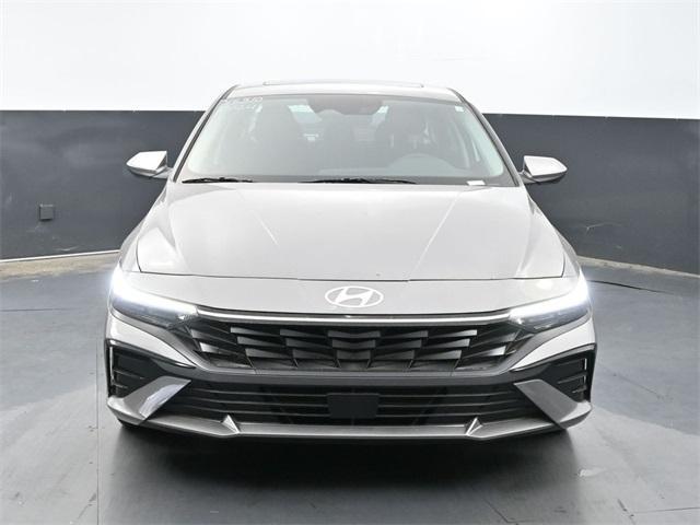 new 2024 Hyundai Elantra car, priced at $25,922