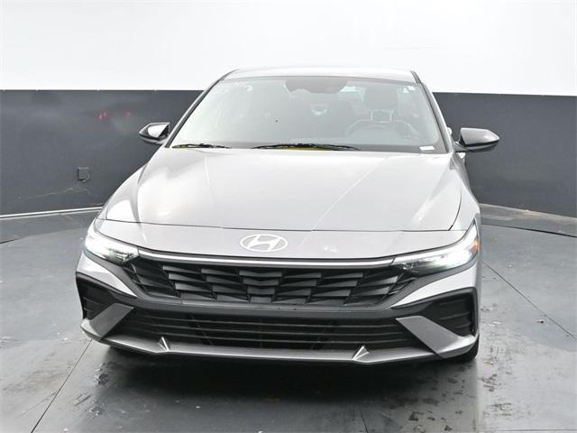 new 2025 Hyundai Elantra car, priced at $22,450