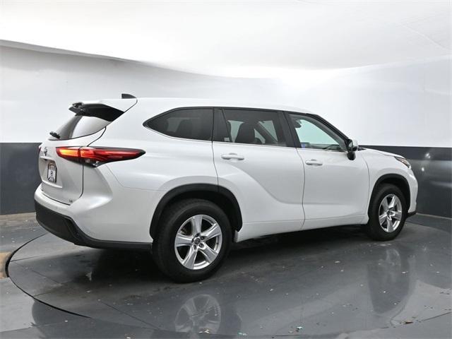 used 2023 Toyota Highlander car, priced at $30,997