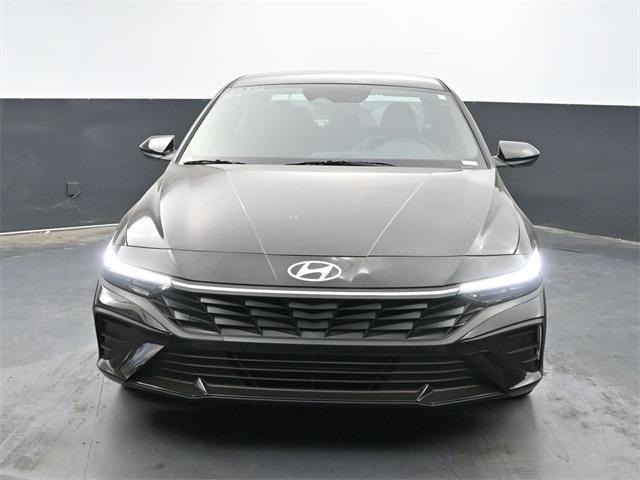 new 2025 Hyundai Elantra car, priced at $24,665