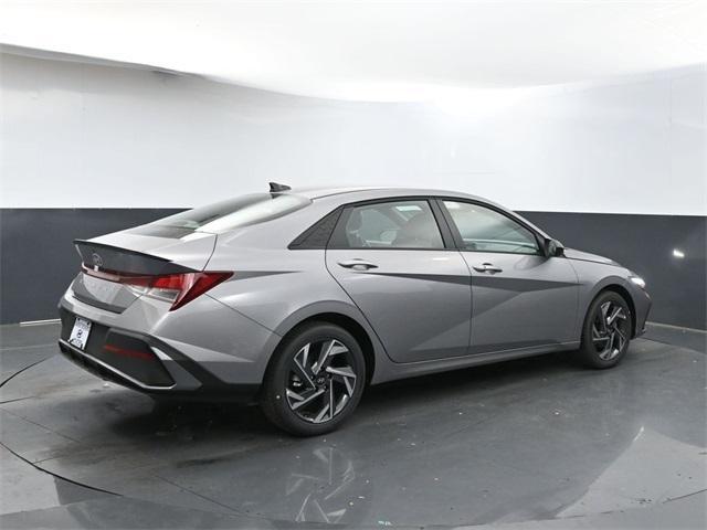 new 2025 Hyundai Elantra car, priced at $22,642