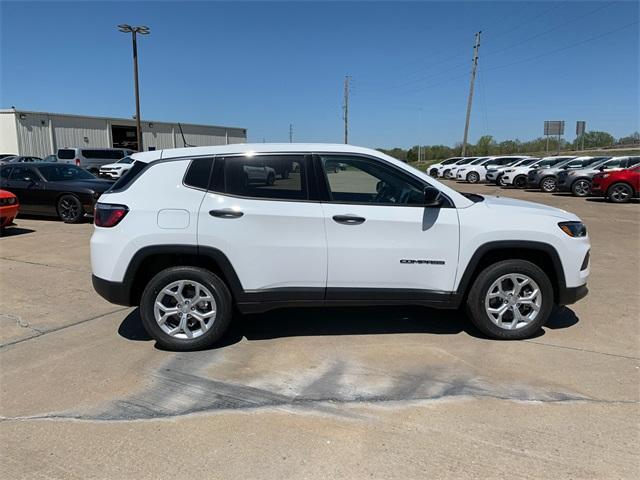 new 2024 Jeep Compass car, priced at $26,851