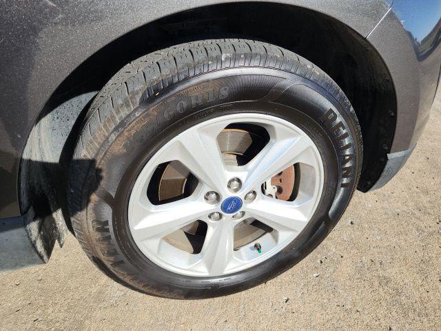 used 2017 Ford Edge car, priced at $9,550