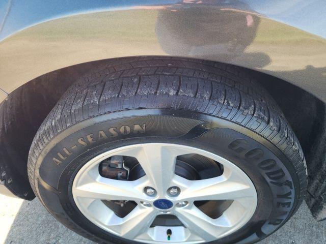 used 2017 Ford Edge car, priced at $9,550