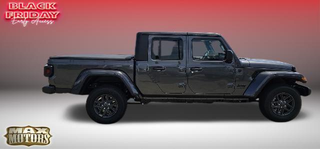 new 2024 Jeep Gladiator car, priced at $52,840