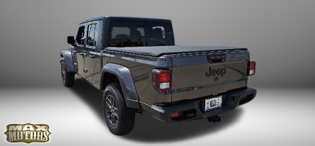 new 2024 Jeep Gladiator car, priced at $39,718