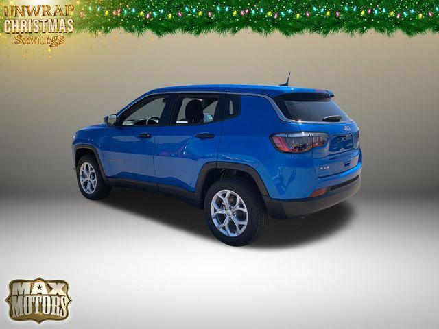 new 2024 Jeep Compass car, priced at $26,999