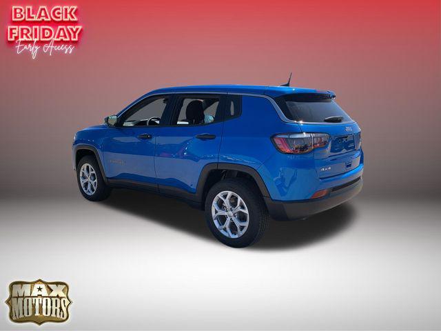 new 2024 Jeep Compass car, priced at $26,999