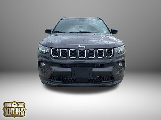 new 2024 Jeep Compass car, priced at $26,995