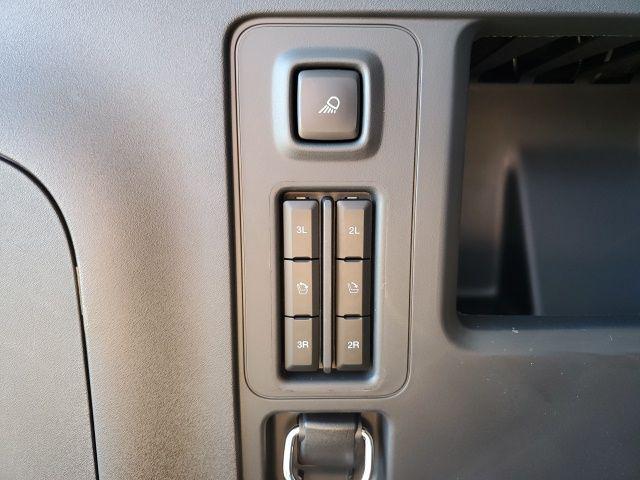 new 2025 Ford Expedition Max car, priced at $75,256