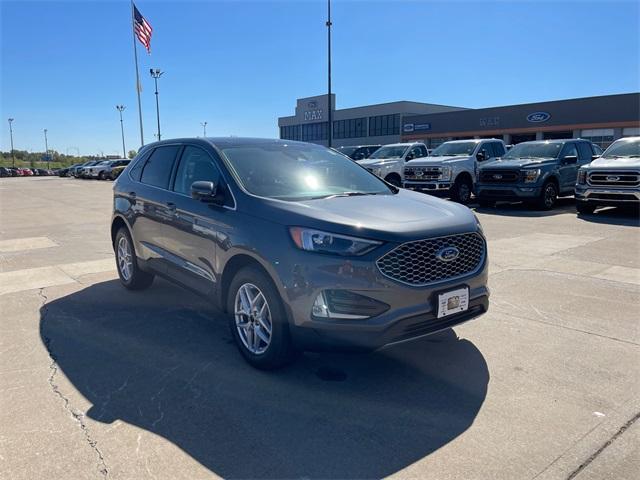 new 2024 Ford Edge car, priced at $40,366