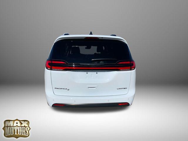 new 2024 Chrysler Pacifica car, priced at $43,999