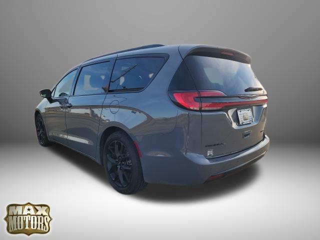 used 2025 Chrysler Pacifica car, priced at $36,444