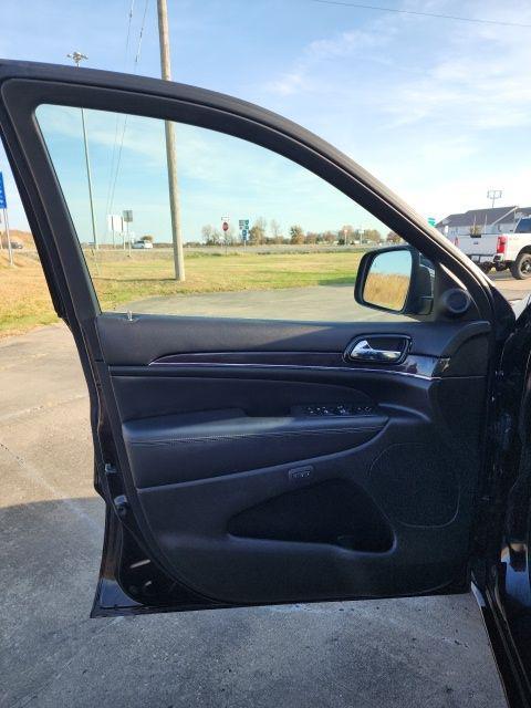 used 2021 Jeep Grand Cherokee car, priced at $29,650