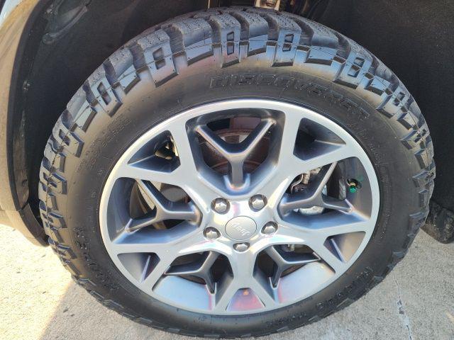 used 2021 Jeep Grand Cherokee car, priced at $29,650