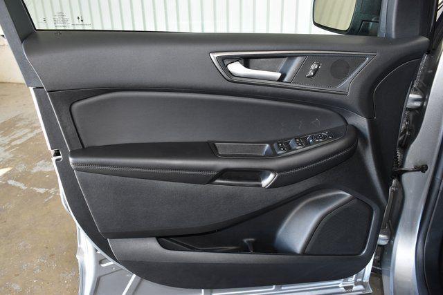 used 2024 Ford Edge car, priced at $27,627