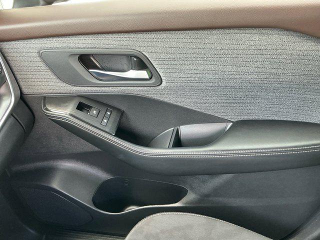 used 2023 Nissan Rogue car, priced at $22,259