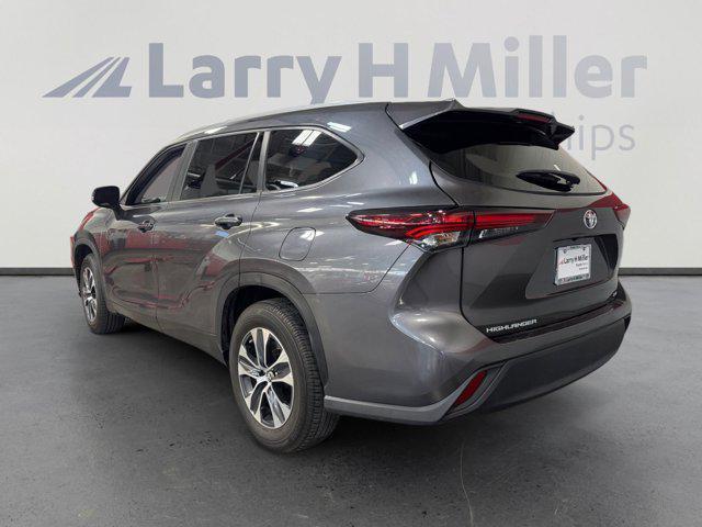 used 2024 Toyota Highlander car, priced at $38,840