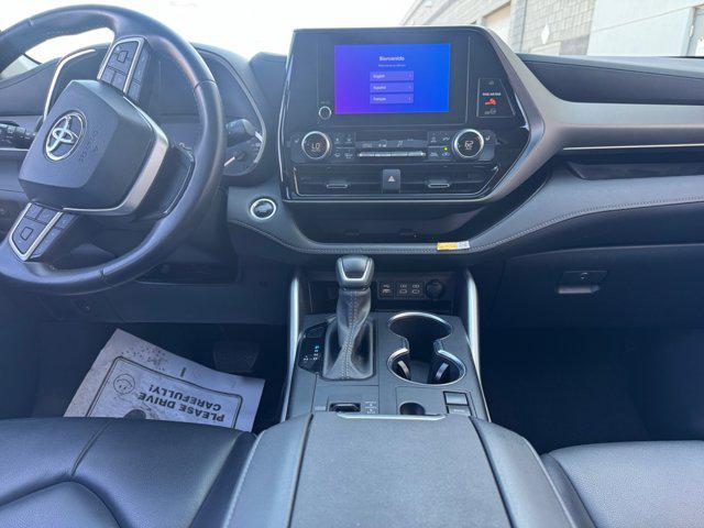 used 2024 Toyota Highlander car, priced at $38,840