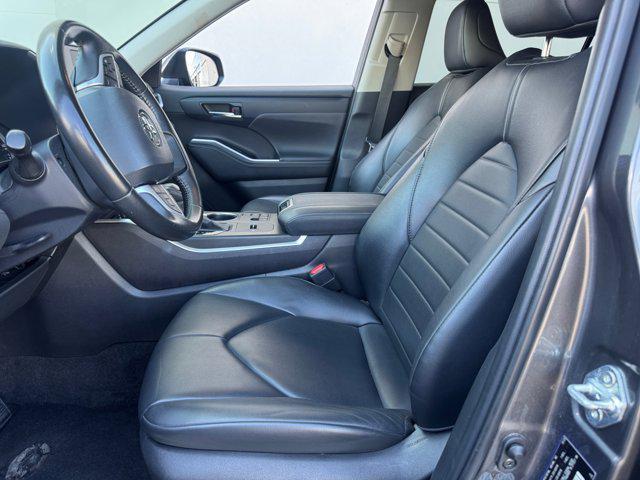 used 2024 Toyota Highlander car, priced at $38,840
