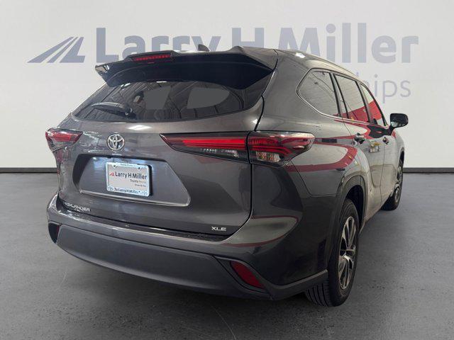 used 2024 Toyota Highlander car, priced at $38,840