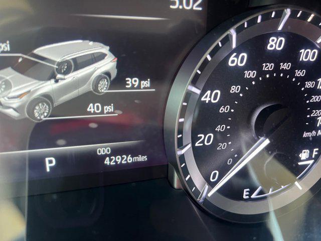 used 2023 Toyota Highlander car, priced at $31,673