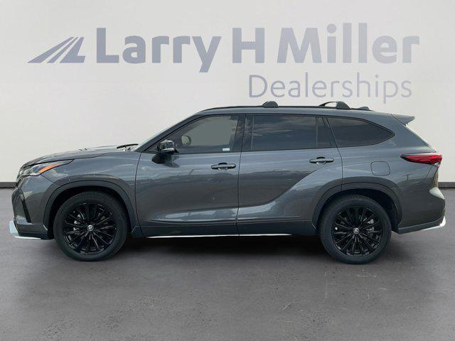used 2023 Toyota Highlander car, priced at $40,000