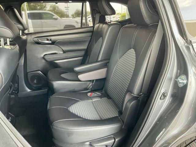 used 2023 Toyota Highlander car, priced at $40,000