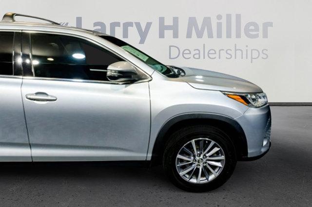 used 2019 Toyota Highlander car, priced at $26,994