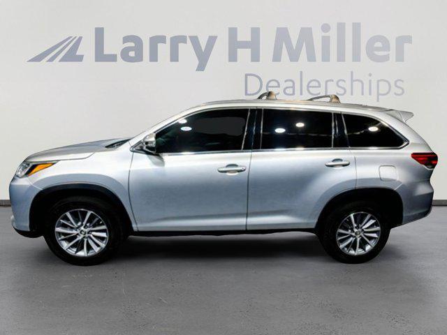 used 2019 Toyota Highlander car, priced at $26,994