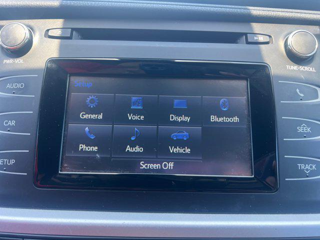 used 2019 Toyota Highlander car, priced at $20,764